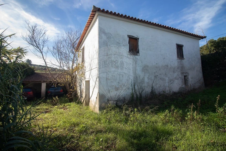 Moradia T3 para Venda em Alenquer (Santo Estêvão e Triana) Foto 3