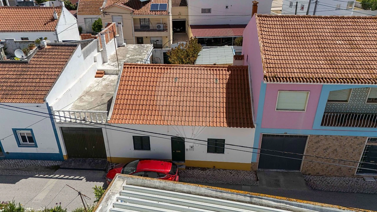 Moradia T2 para Venda em Aveiras de Cima Foto 12