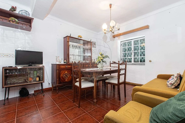 Moradia T2 para Venda em Aveiras de Cima Foto 22