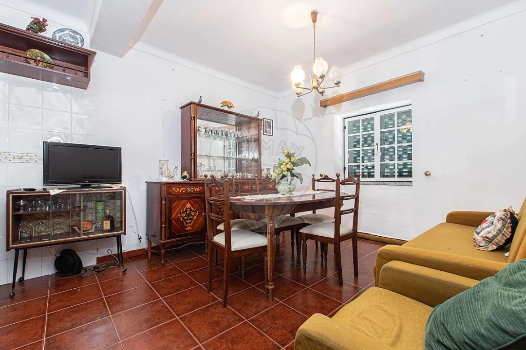 Moradia T2 para Venda em Aveiras de Cima Foto 22