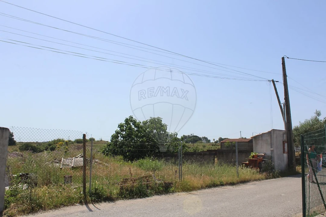 Terreno para Venda em Aveiras de Cima Foto 11