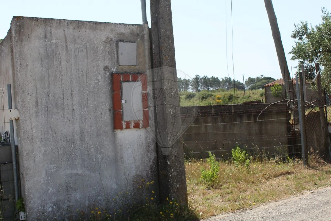 Terreno para Venda em Aveiras de Cima Foto 10