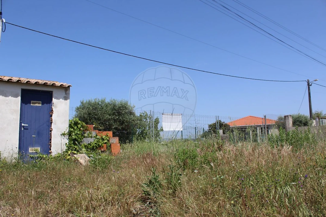 Terreno para Venda em Aveiras de Cima Foto 14