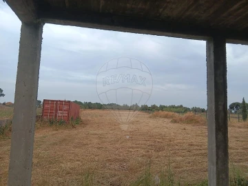 Terreno para Venda em Samora Correia