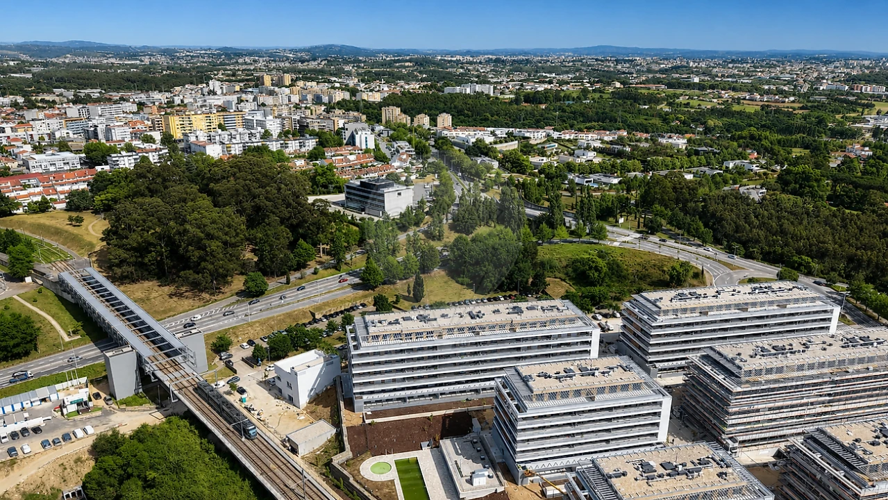 Apartamento T4 para Venda em Cidade da Maia Foto 35
