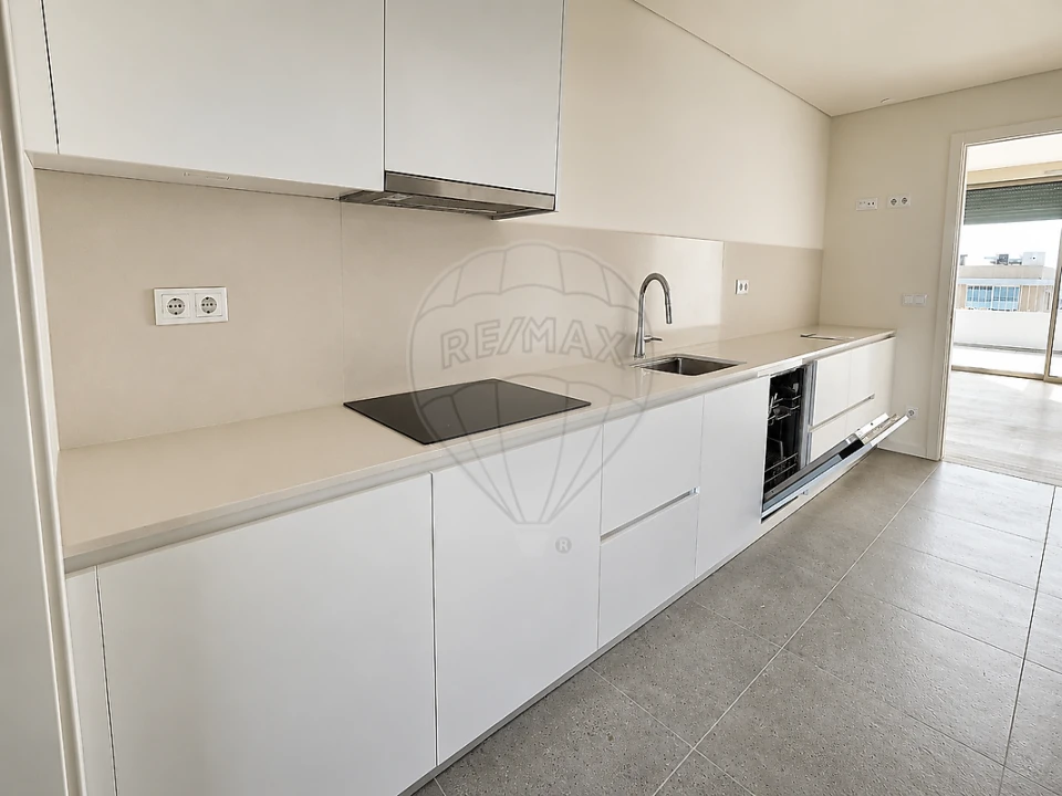 Apartamento T4 para Venda em Cidade da Maia Foto 18