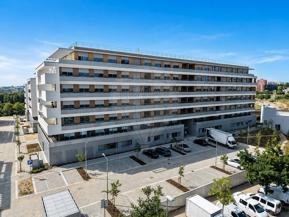 Apartamento T4 para Venda em Cidade da Maia Foto 31