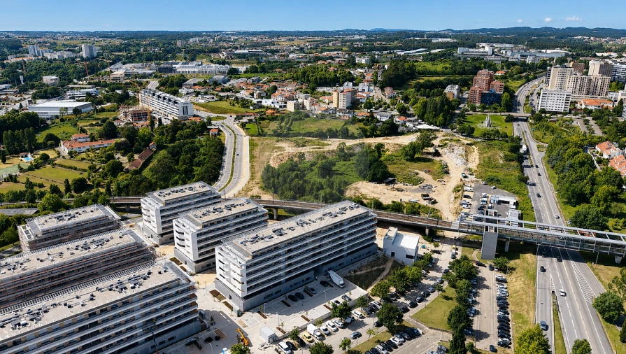 Apartamento T4 para Venda em Cidade da Maia Foto 38