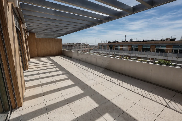 Apartamento T4 para Venda em Cidade da Maia Foto 19