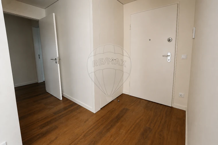 Apartamento T4 para Venda em Cidade da Maia Foto 24