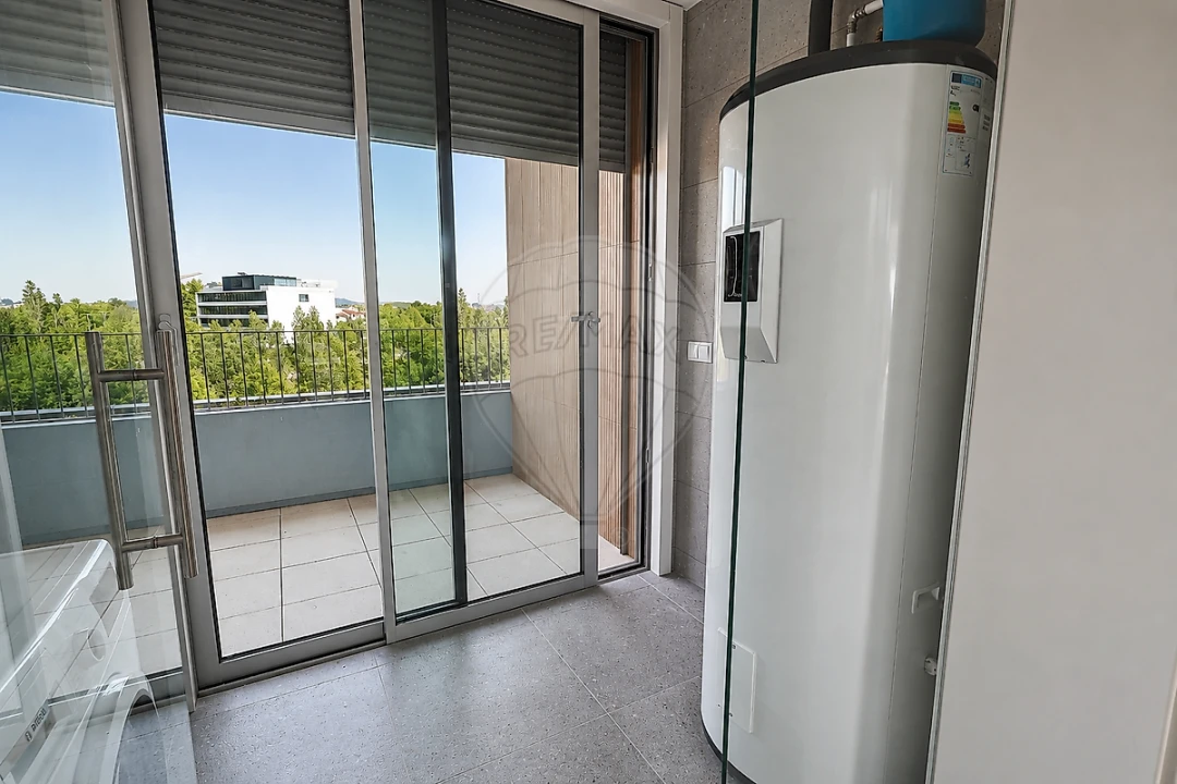 Apartamento T4 para Venda em Cidade da Maia Foto 15