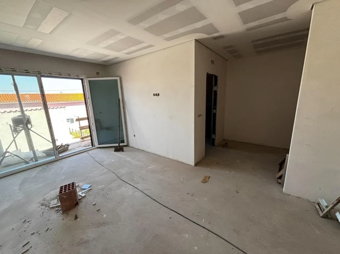 Moradia T4 para Venda em Fernao Ferro Foto 17
