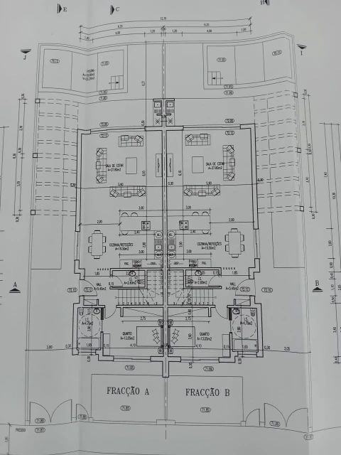 Moradia T4 para Venda em Fernao Ferro