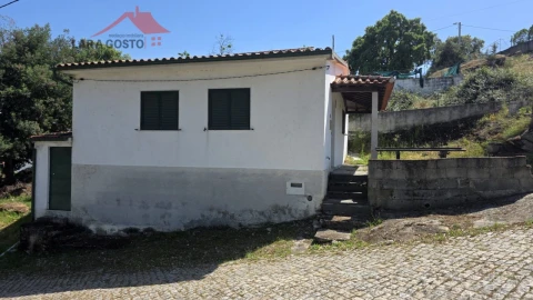 Moradia T3 para Venda em Cortiços