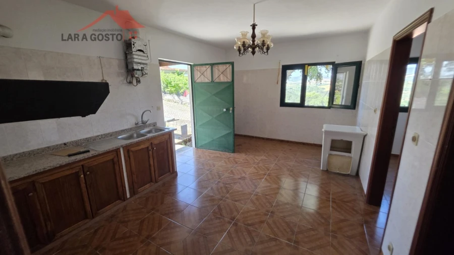 Moradia T3 para Venda em Cortiços Foto 5