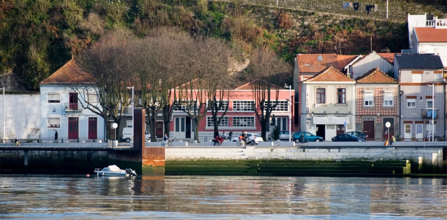 Escritório para Arrendamento em Santa Marinha e São Pedro da Afurada Foto 8