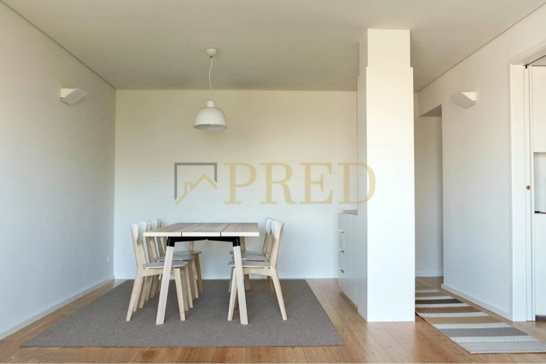 Apartamento T3 para Arrendamento em Cedofeita, Santo Ildefonso, Sé, Miragaia, São Nicolau e Vitória Foto 7