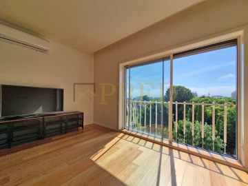 Apartamento T3 para Arrendamento em Cedofeita, Santo Ildefonso, Sé, Miragaia, São Nicolau e Vitória
