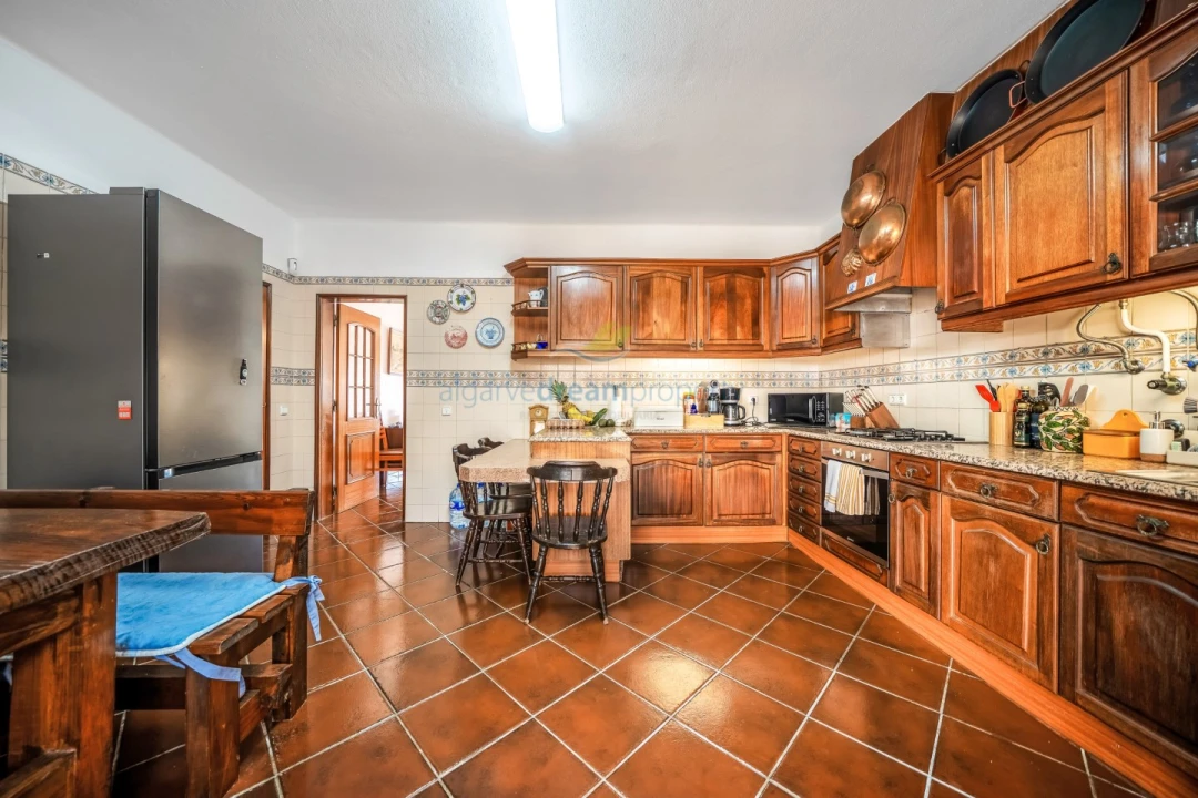 Moradia T4 para Venda em Portimão Foto 16