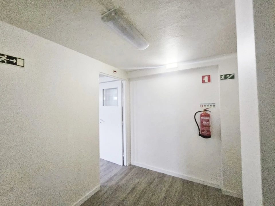 Loja para Arrendamento em São Bernardo Foto 11