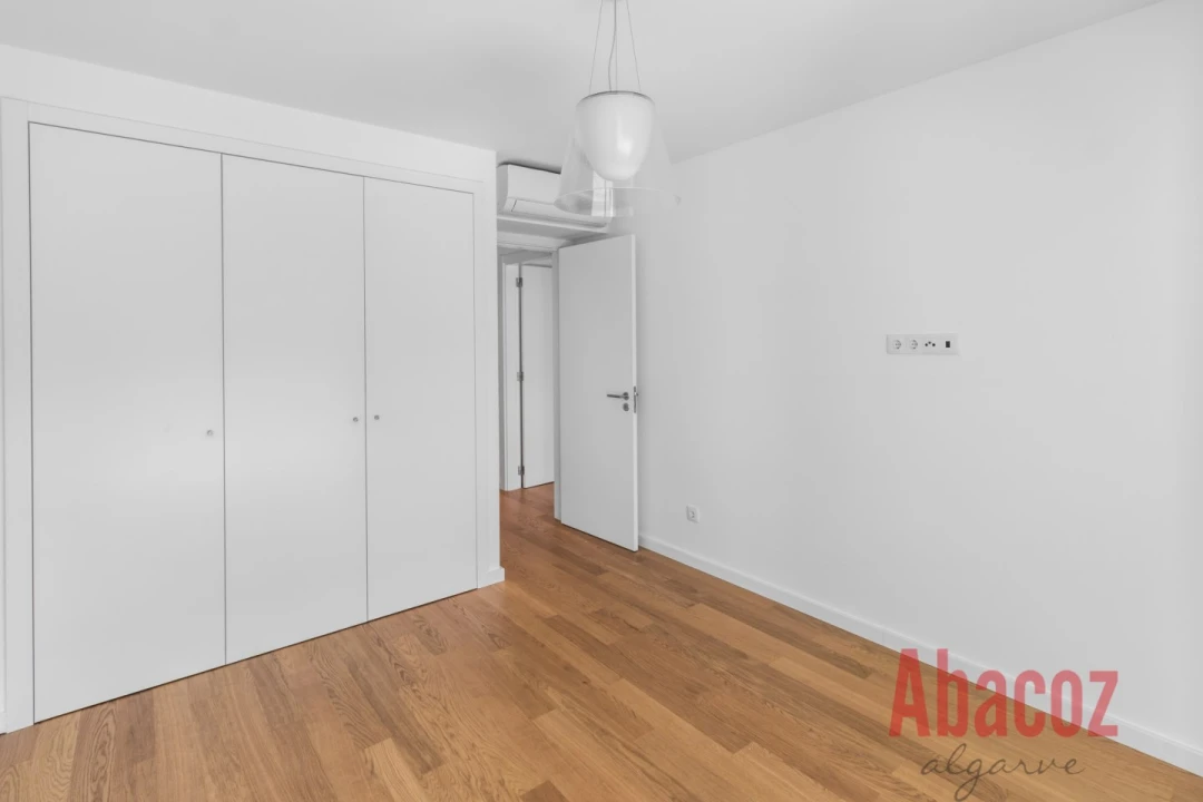 Apartamento T2 para Venda em Albufeira e Olhos de Água Foto 9
