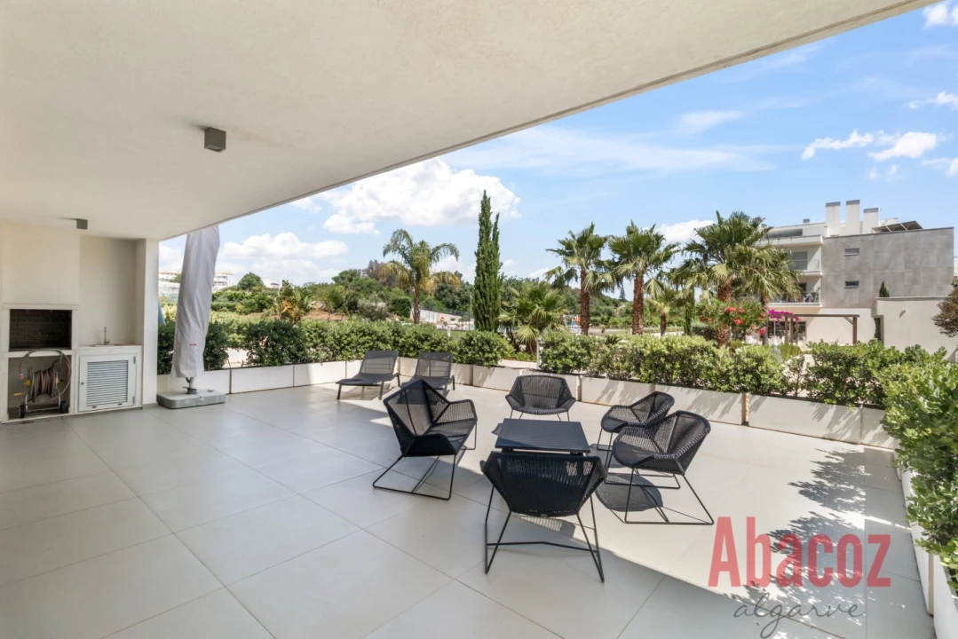 Apartamento T2 para Venda em Albufeira e Olhos de Água Foto 5