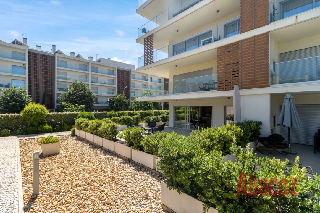 Apartamento T2 para Venda em Albufeira e Olhos de Água Foto 21
