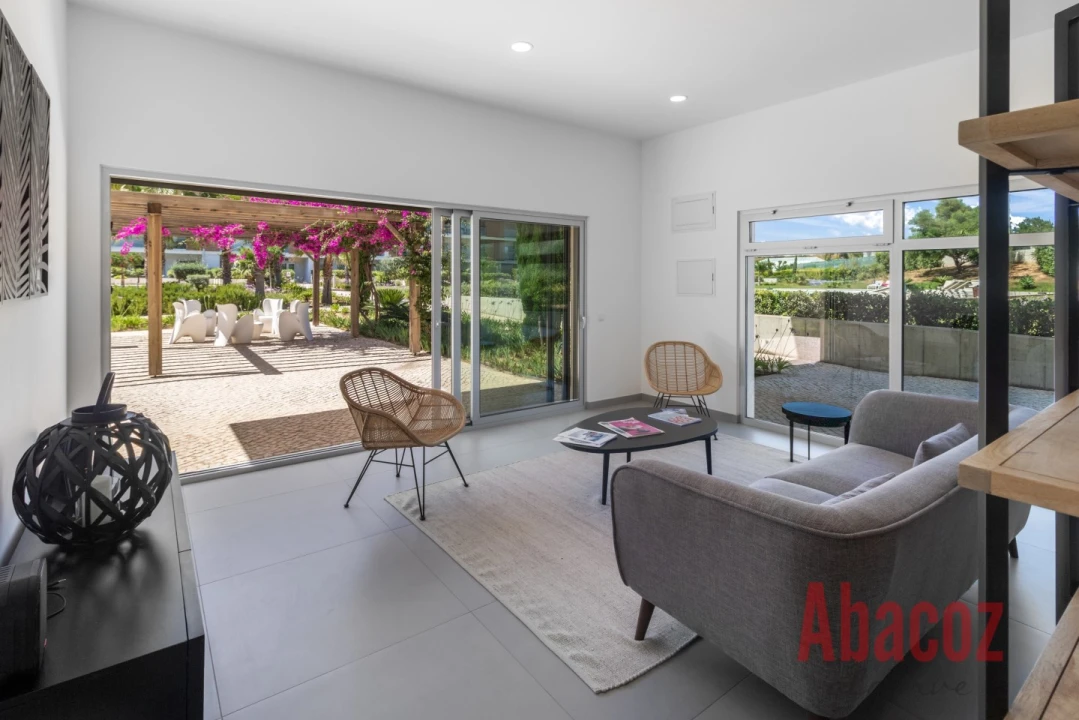 Apartamento T2 para Venda em Albufeira e Olhos de Água Foto 26