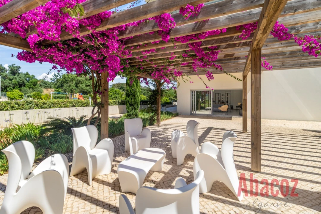 Apartamento T2 para Venda em Albufeira e Olhos de Água Foto 25