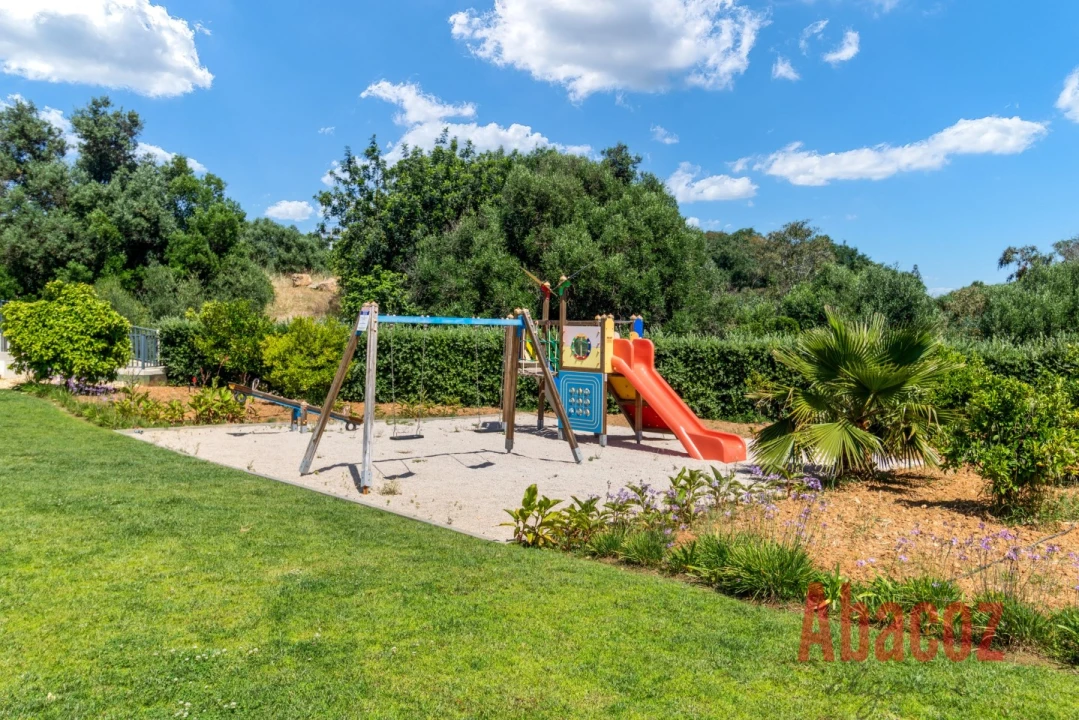 Apartamento T2 para Venda em Albufeira e Olhos de Água Foto 30