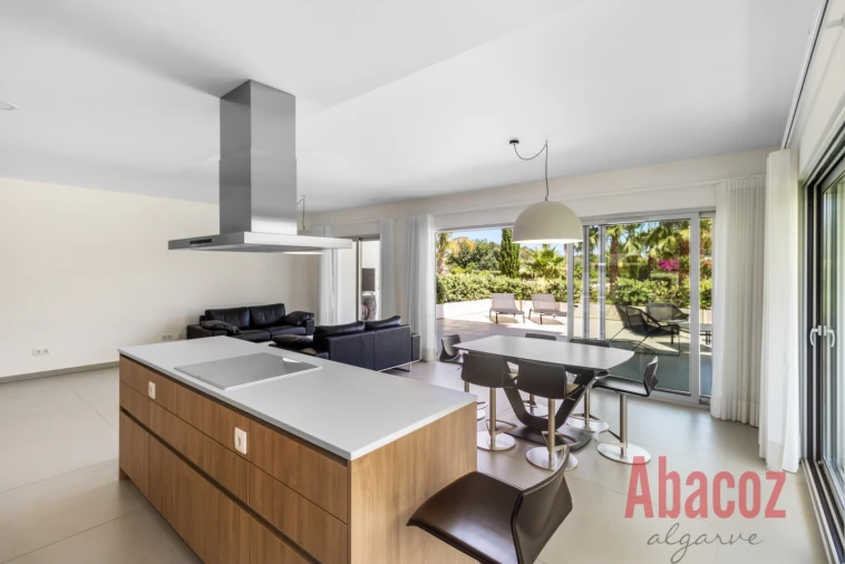 Apartamento T2 para Venda em Albufeira e Olhos de Água Foto 2