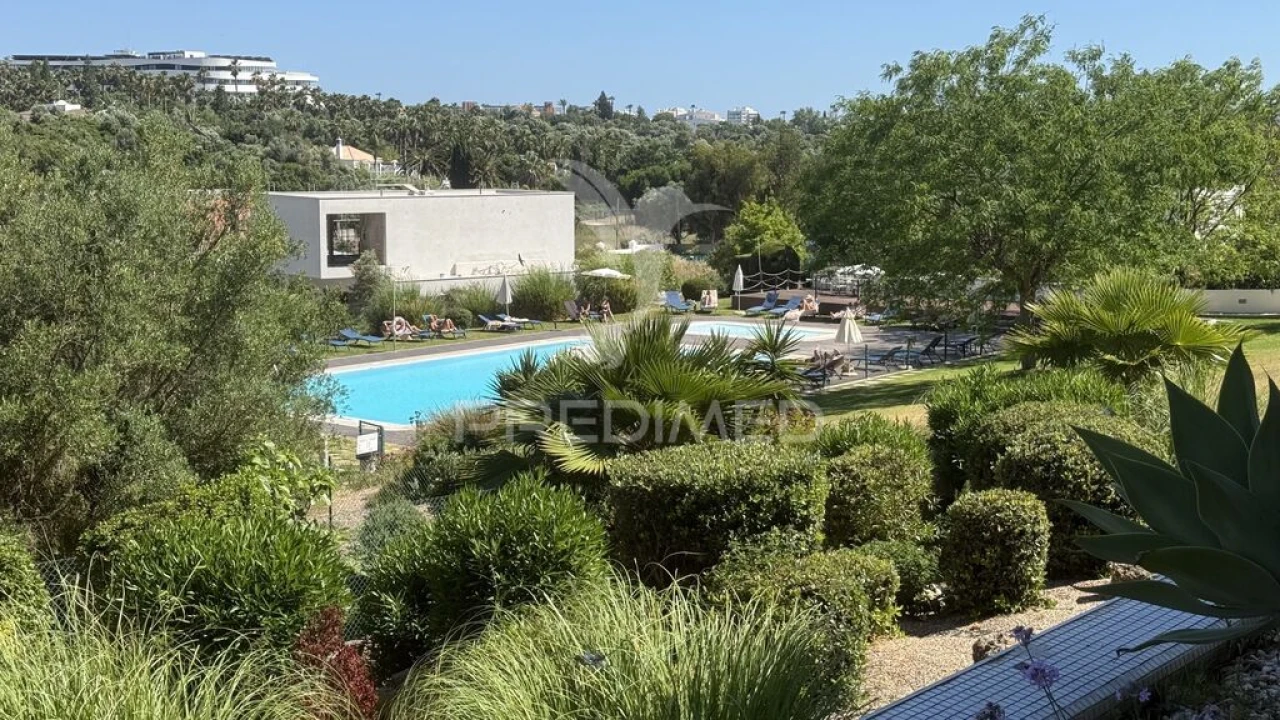 Apartamento T1 para Venda em Alvor Foto 13