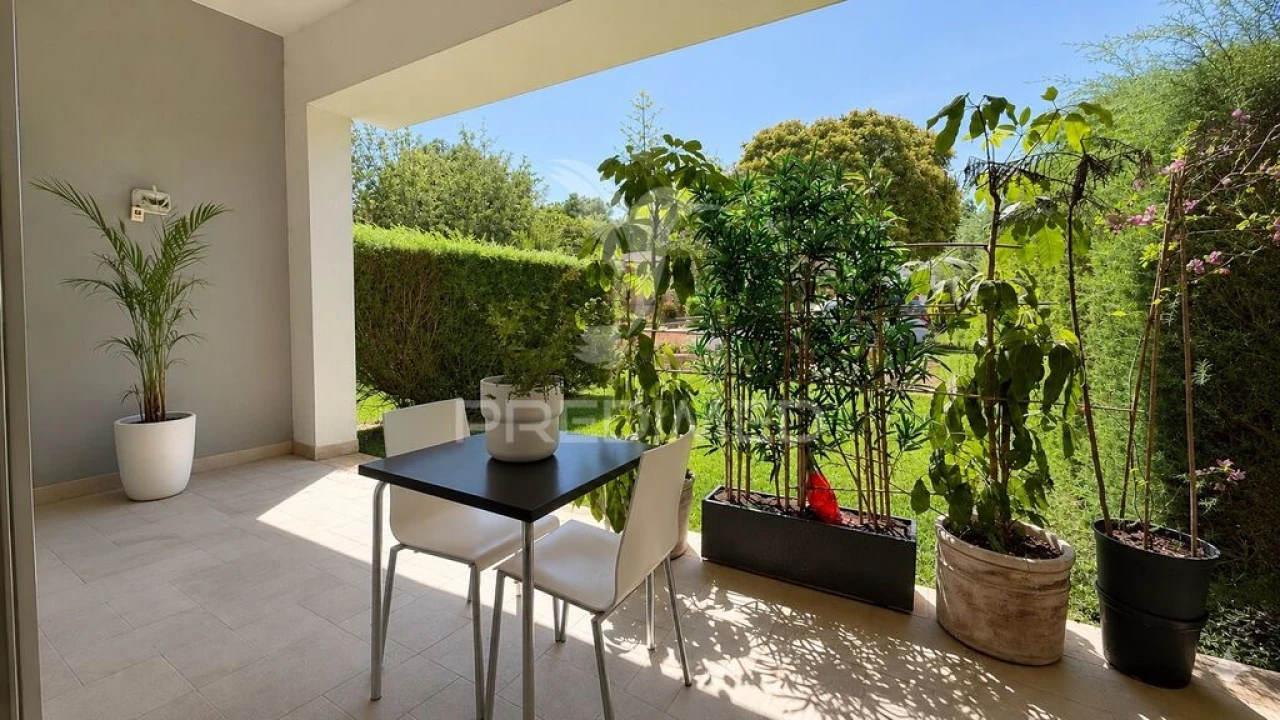 Apartamento T1 para Venda em Alvor Foto 1
