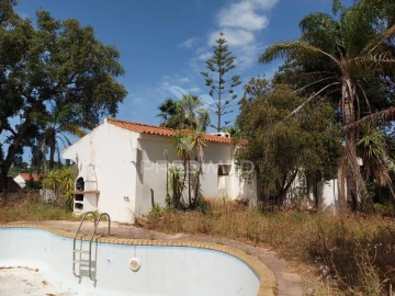 Moradia T2 para Venda em Albufeira e Olhos de Água