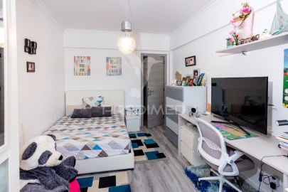 Apartamento T3 para Venda em Seixal, Arrentela e Aldeia de Paio Pires