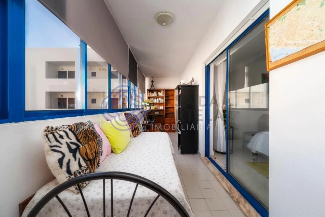 Apartamento T2 para Venda em Quarteira Foto 48