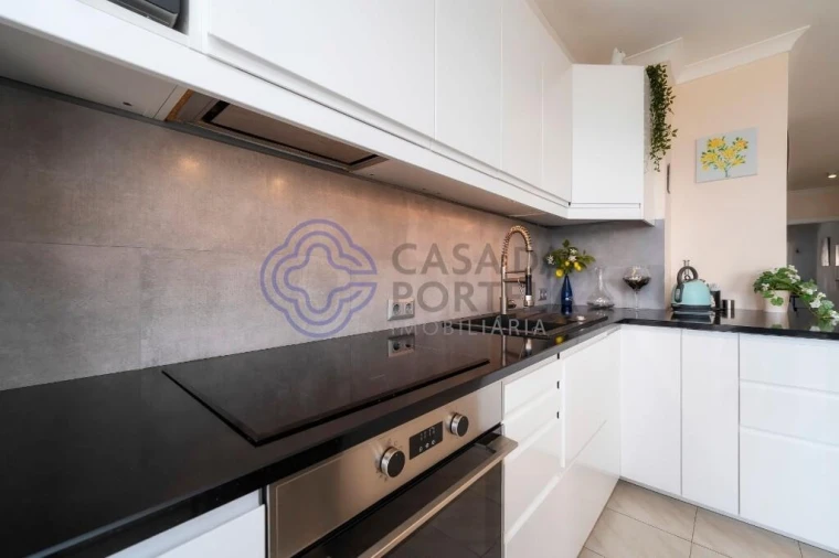Apartamento T2 para Venda em Quarteira Foto 13