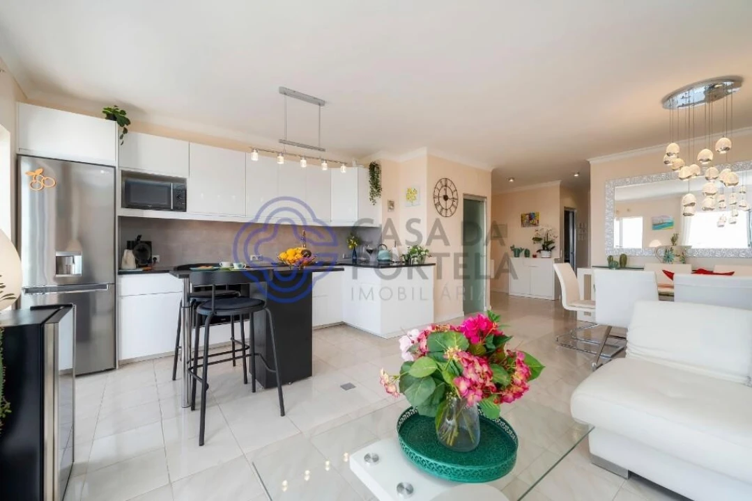 Apartamento T2 para Venda em Quarteira Foto 7