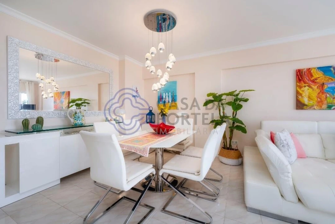 Apartamento T2 para Venda em Quarteira Foto 8
