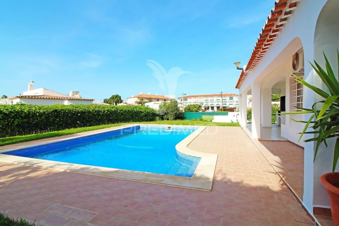 Moradia T4 para Venda em Albufeira e Olhos de Água Foto 4