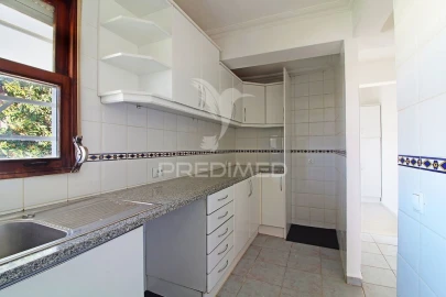Moradia T4 para Venda em Albufeira e Olhos de Água