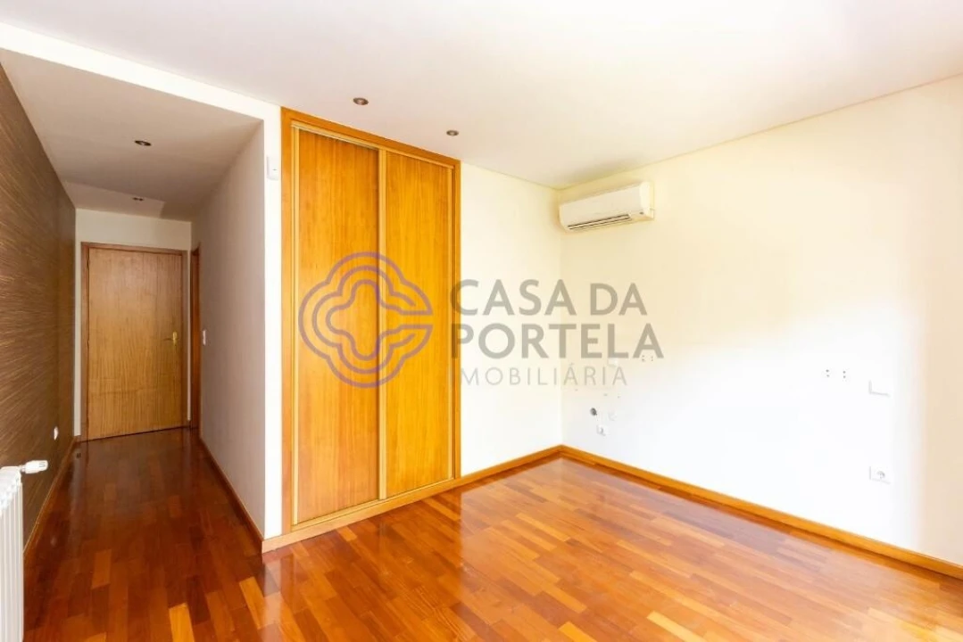 Apartamento T2 para Venda em São João de Ver Foto 17