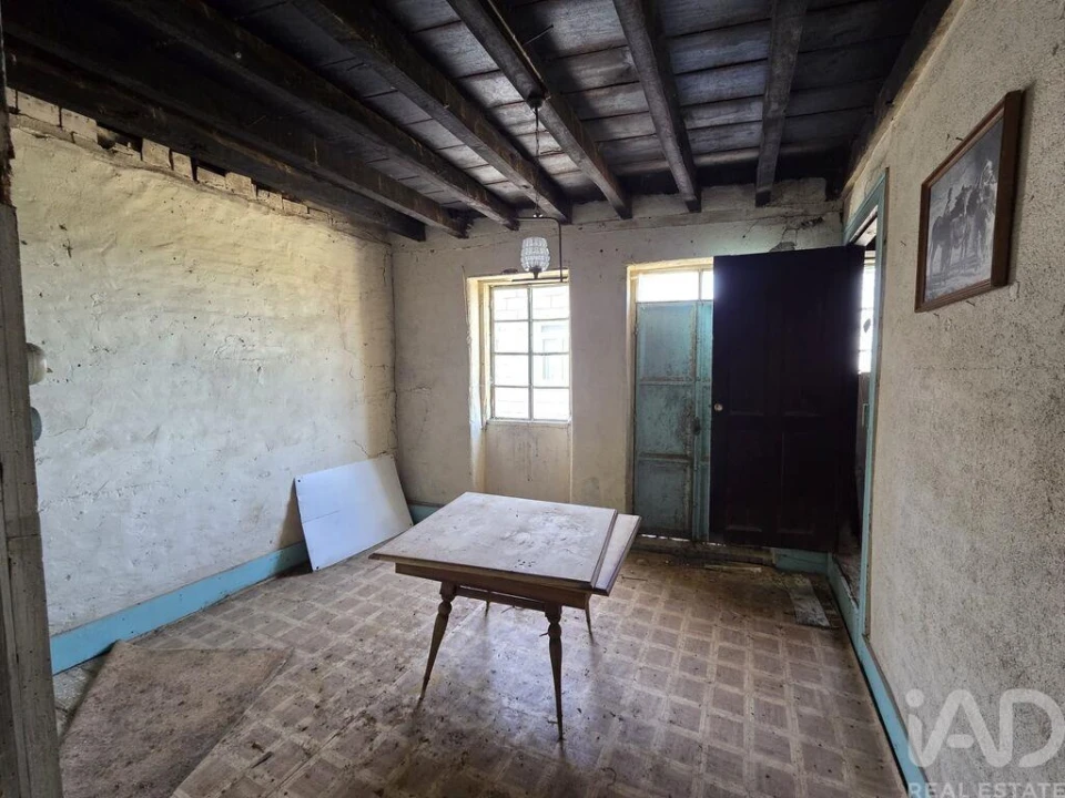 Moradia para Venda em Candosa Foto 5