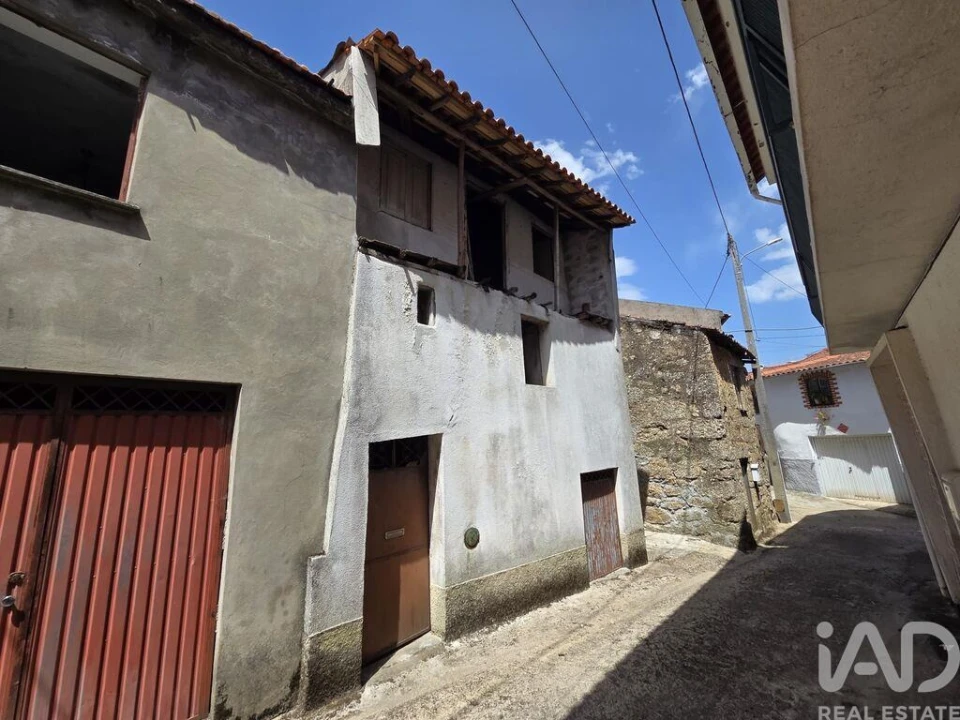 Moradia para Venda em Candosa Foto 10