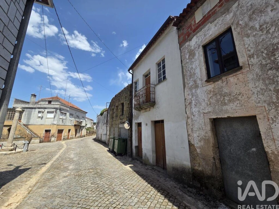 Moradia para Venda em Candosa Foto 3