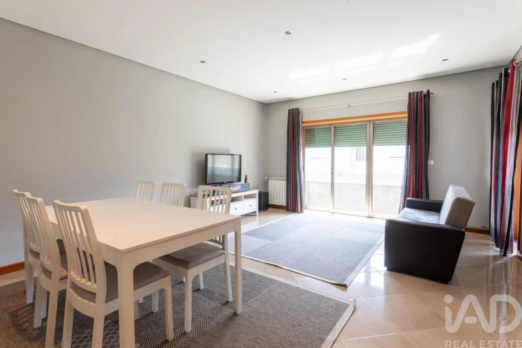 Apartamento T3 para Venda em Pardilho Foto 3