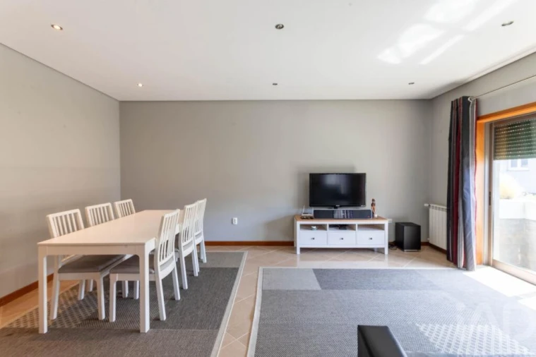 Apartamento T3 para Venda em Pardilho Foto 2