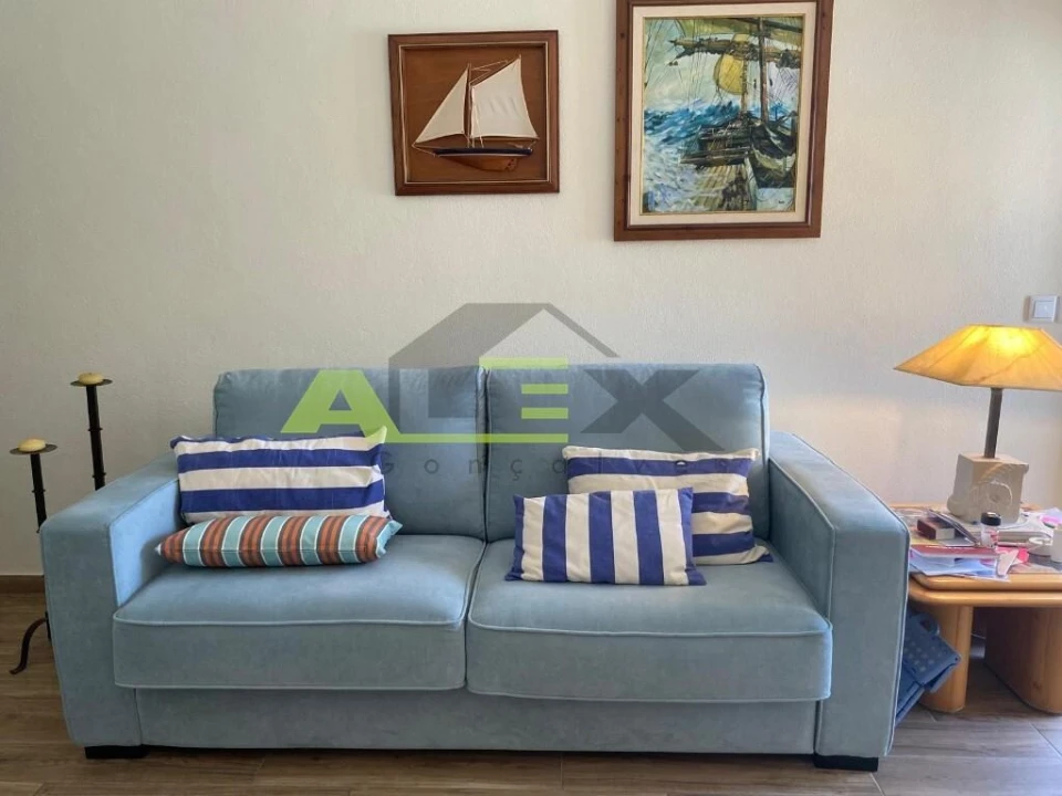 Apartamento T1 para Venda em Quarteira Foto 3