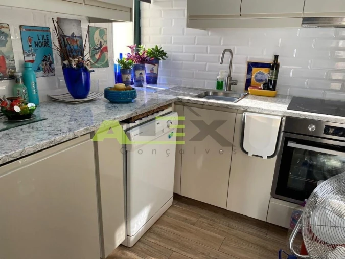 Apartamento T1 para Venda em Quarteira Foto 13