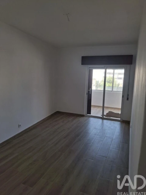 Apartamento T4 para Venda em Olhão